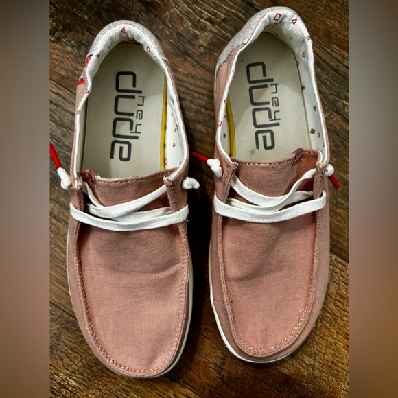 Hey Dude Women's Wendy Rise Chambray Rose Shoes - Picture 3 of 9